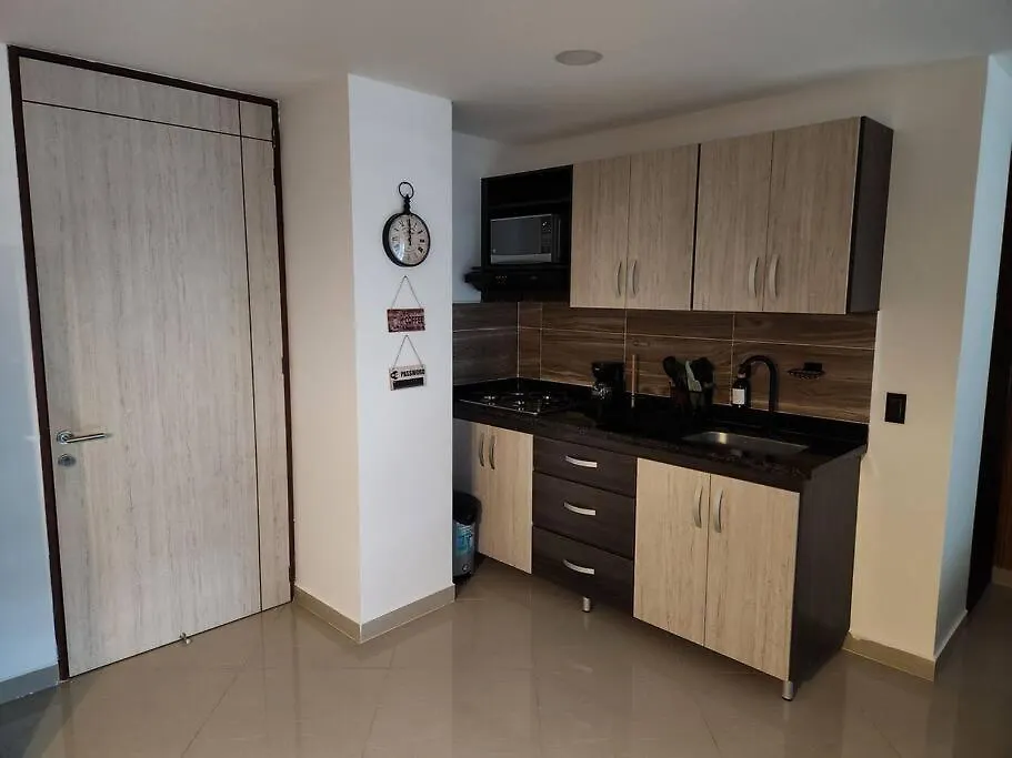 Hermoso Apartamento En Laureles*Aire Acondicionado Medellin Apartment